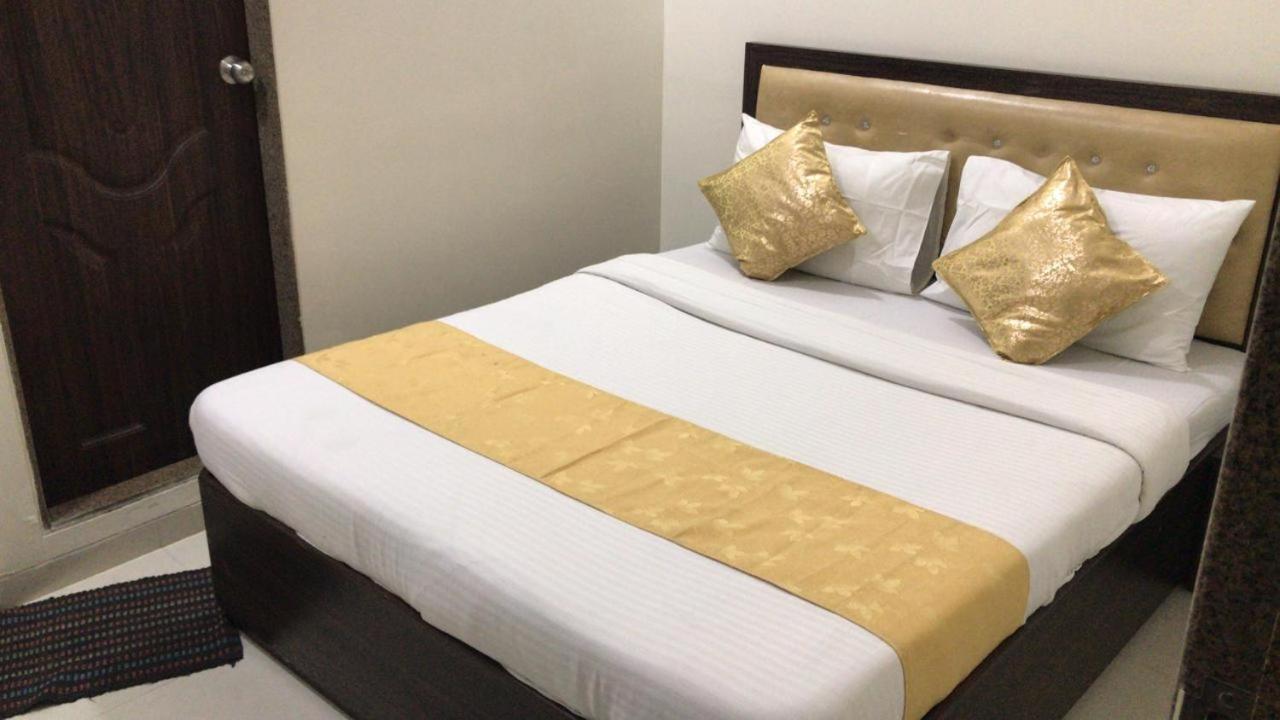 孟买 Zee Residency酒店 外观 照片